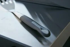 Outdoorchef Wender -Angebote BBQ Grill Besteck Store 14 112 56 WENDER 02