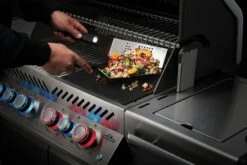 NAPOLEON Pro Griddle/Plancha Toolset, 3-teilig (70081) 5 NAPOLEON Pro Griddle/Plancha Toolset, 3-teilig (70081) -Angebote BBQ Grill Besteck Store 70081 Planchet Set InUse Spatulas 1