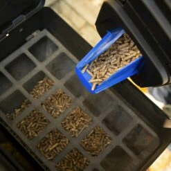 Broil King Pellet-Behälter -Angebote BBQ Grill Besteck Store BK 66900 action 01