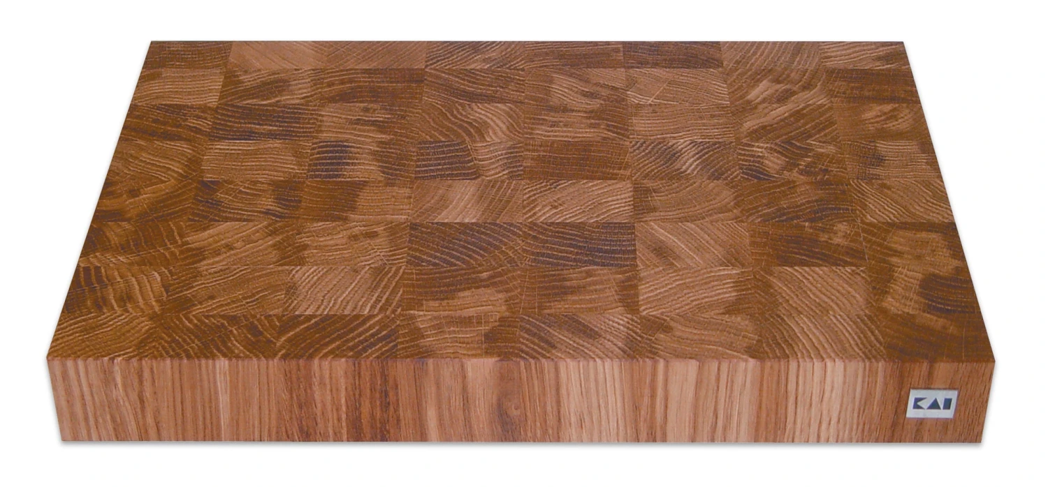 KAI Hackblock, Eiche (Kopfholz) 1 KAI Hackblock, Eiche (Kopfholz)