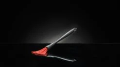 NAPOLEON Marinier Mop Mit Silikonborsten (55009) 5 NAPOLEON Marinier Mop Mit Silikonborsten (55009) -Angebote BBQ Grill Besteck Store NAPOLEON Marinier Mop 2