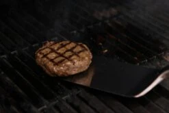 Broil King Burgerpresse Deluxe 13 Broil King Burgerpresse Deluxe -Angebote BBQ Grill Besteck Store broi 62475 Burger Cooking 01