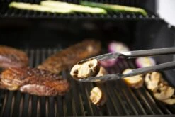 Broil King Baron Präzisionsgrillzange -Angebote BBQ Grill Besteck Store broil king 64036 0060162640360 PRAEZISIONS GRILLZANGE BARON KURZ LIFESTYLE 08