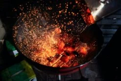 McBrikett KOKOKO EGGS 10kg 28 McBrikett KOKOKO EGGS 10kg -Angebote BBQ Grill Besteck Store mcbrikett kokoko eggs mood 01