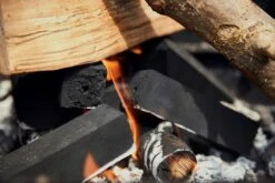 McBrikett KOKOKO LONG 10kg -Angebote BBQ Grill Besteck Store mcbrikett kokoko long mood 01